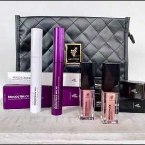 Younique September kudos